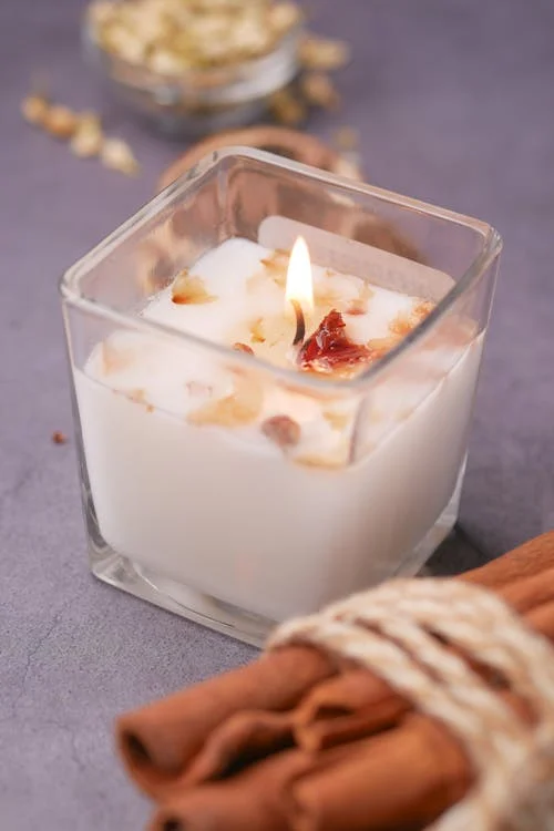 An image of a candle